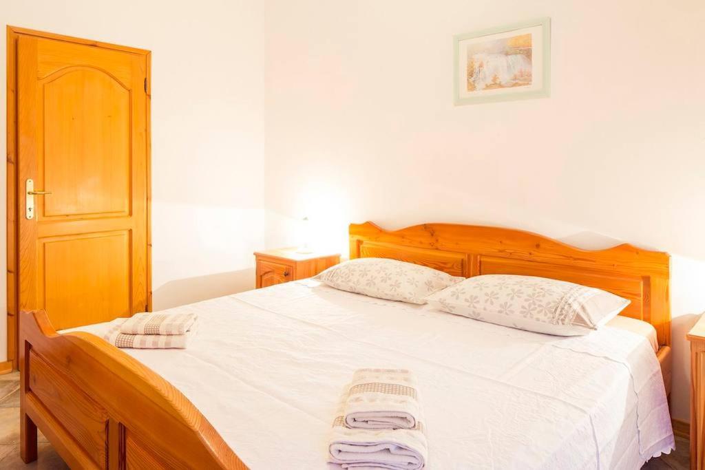Apartman Apartments Sara *